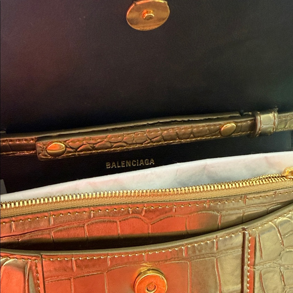 Balenciaga Gold Croc Hourglass Chain Bag - Picture 6 of 8